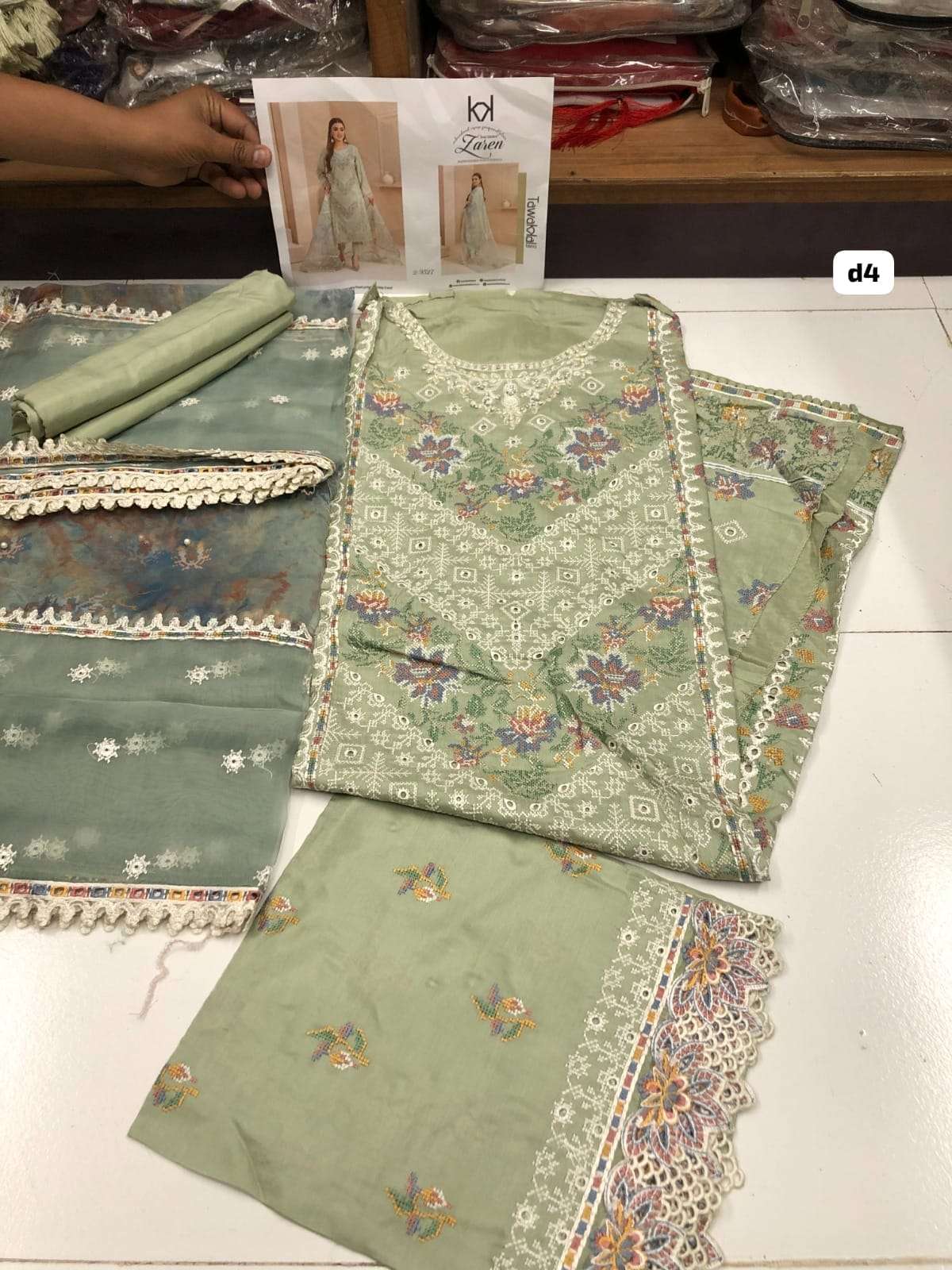 Zarin open pic by Tawakkal